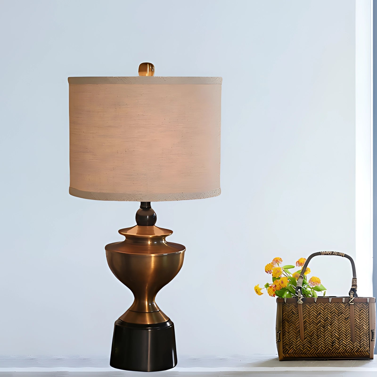 Bronze Table Lamp with Square Shade - Elegant Living Room Lighting